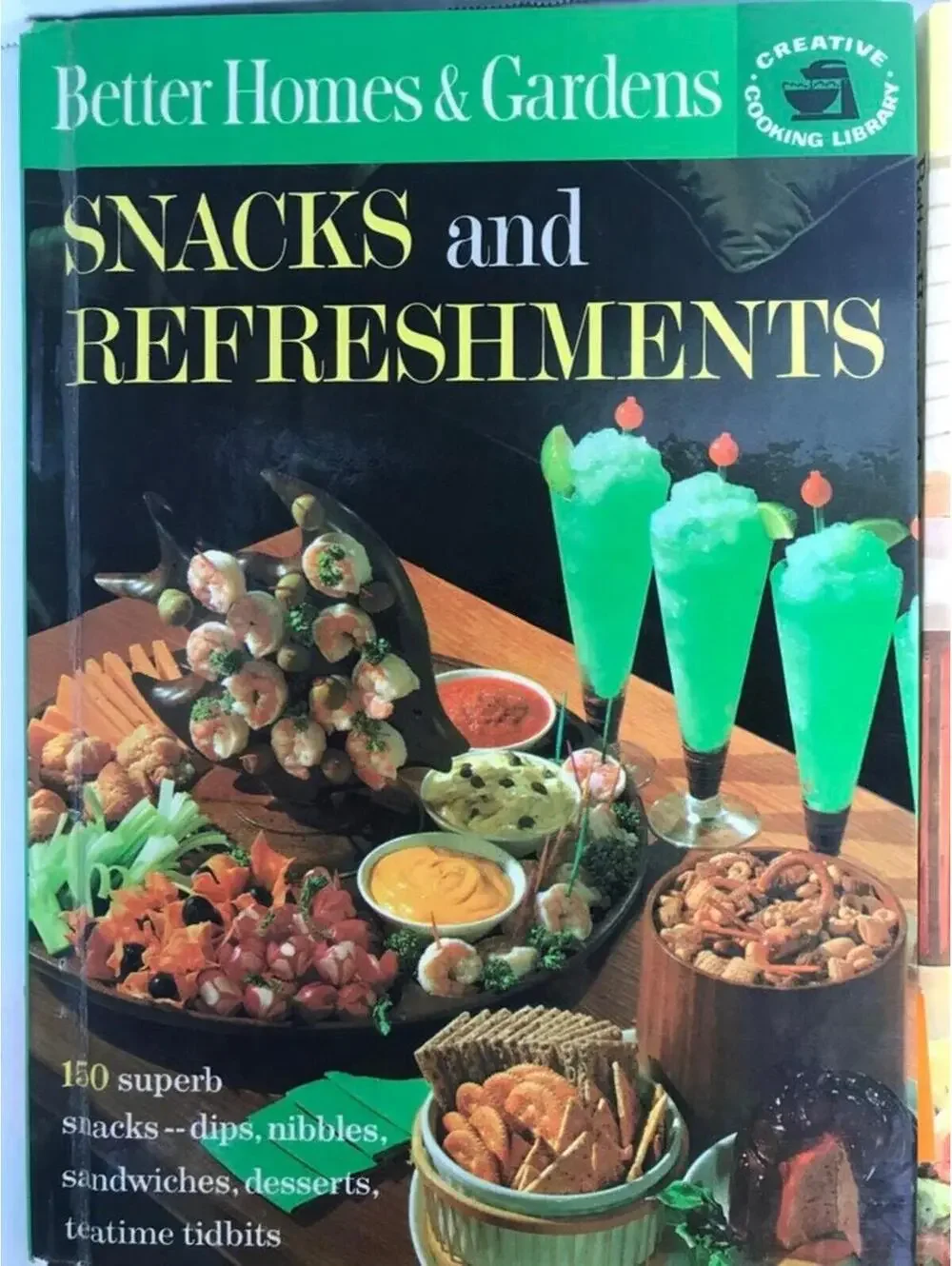 Vintage 1961 Better Homes & Gardens Cookbook: Lunches, Snacks